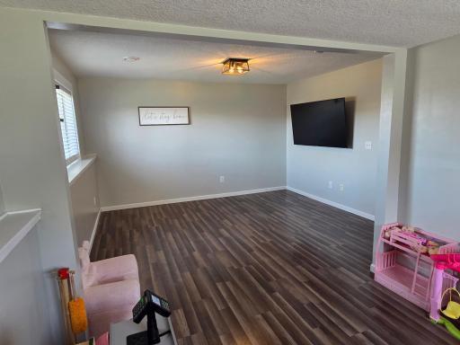 520 Elliot Drive SE, Grand Meadow, MN 55936