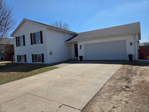 520 Elliot Drive SE, Grand Meadow, MN 55936