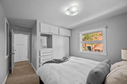 3090 Hamline Avenue N, Saint Paul, MN 55113