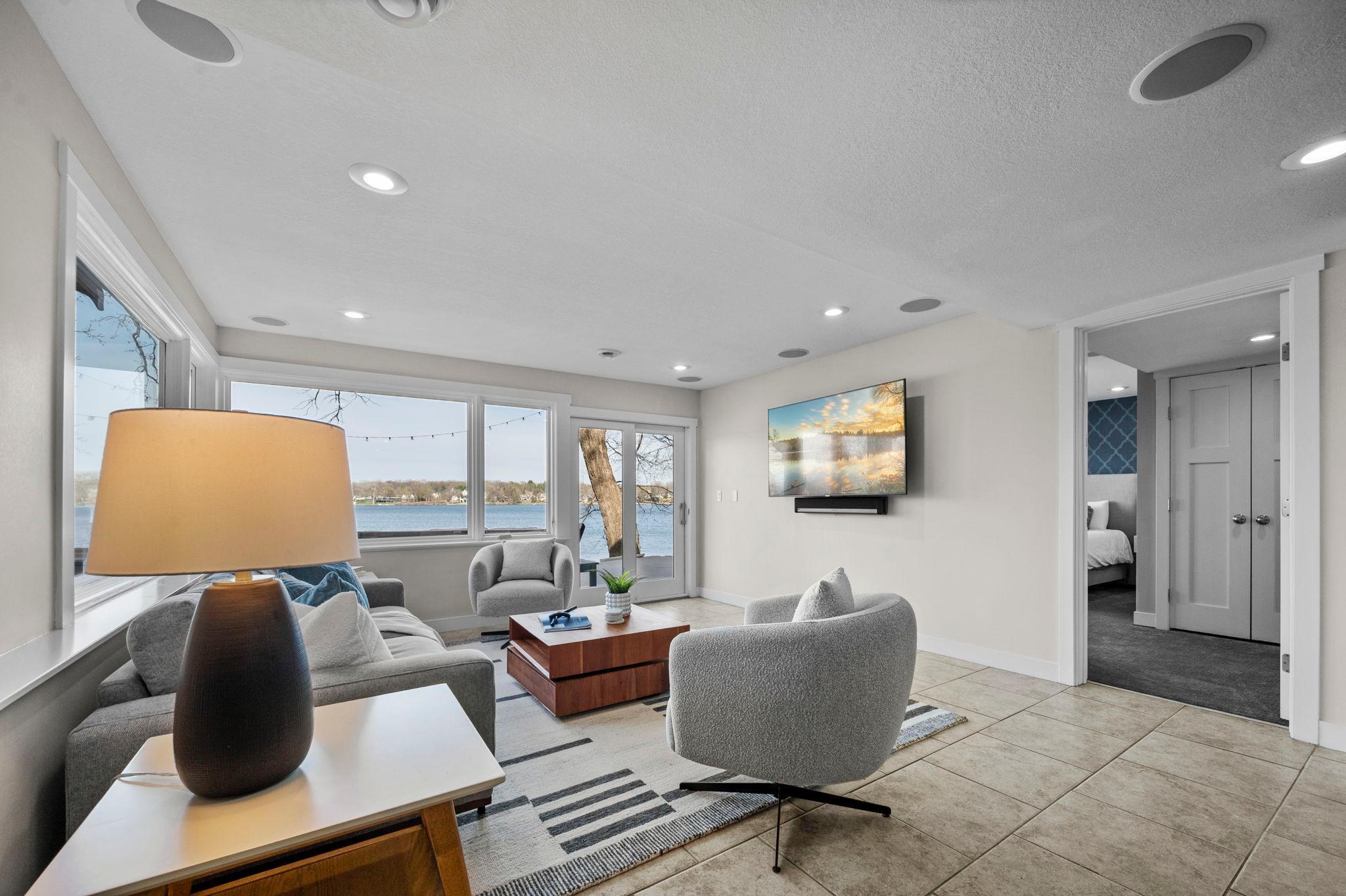 Great flex space, 2nd family room or perfect place for that pool table!