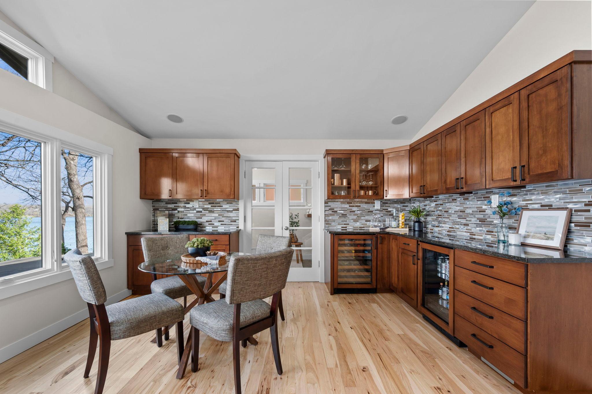 Simply elegant room.