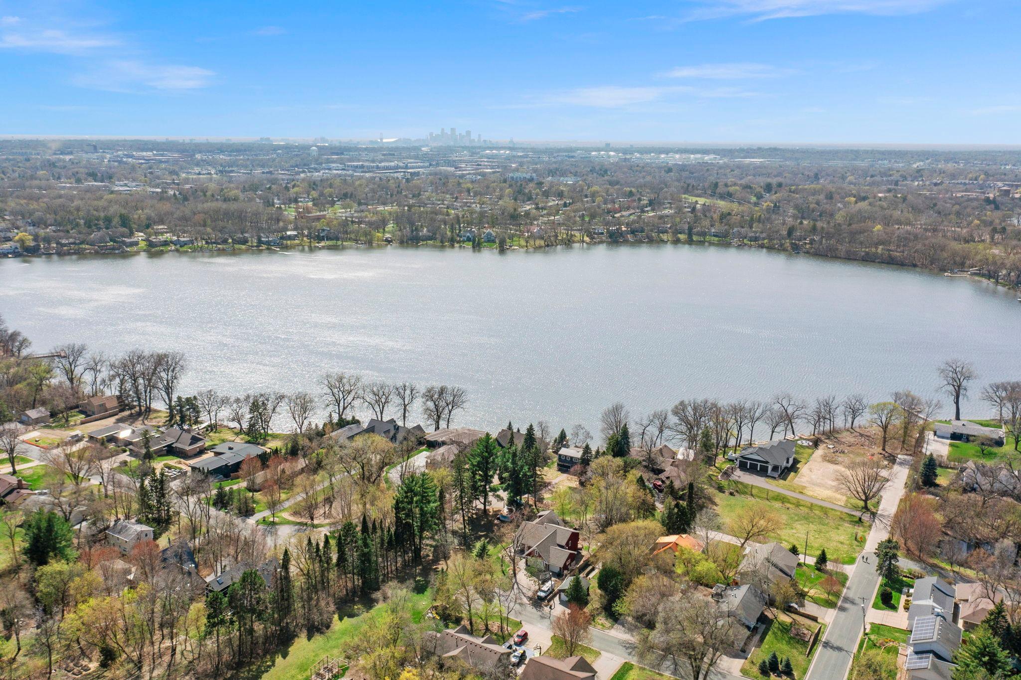 134-web-or-mls-3090 Hamline Ave N-357.jpg