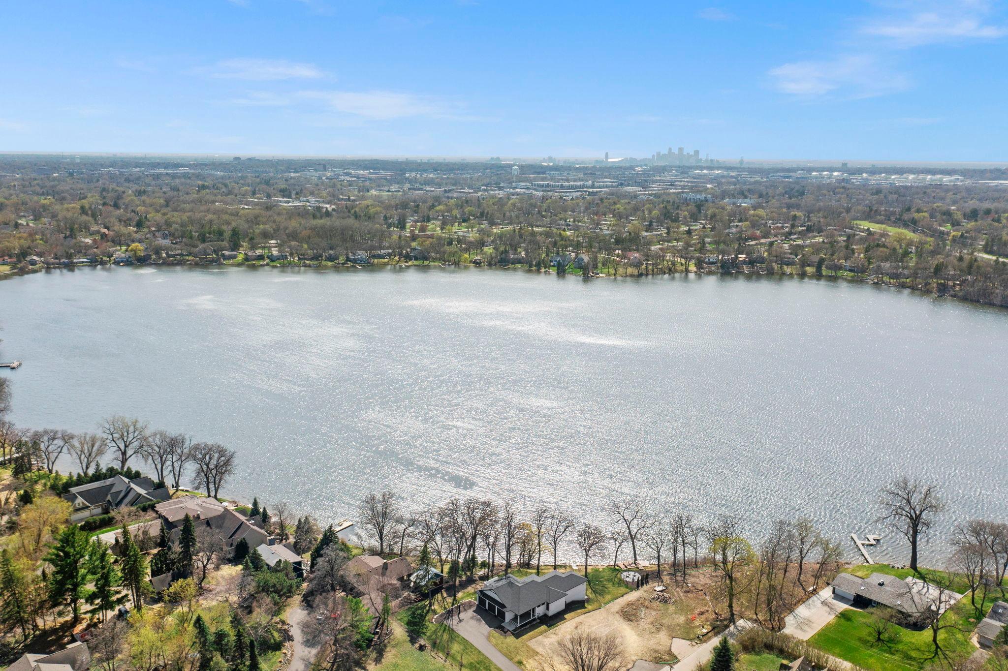 136-web-or-mls-3090 Hamline Ave N-368.jpg