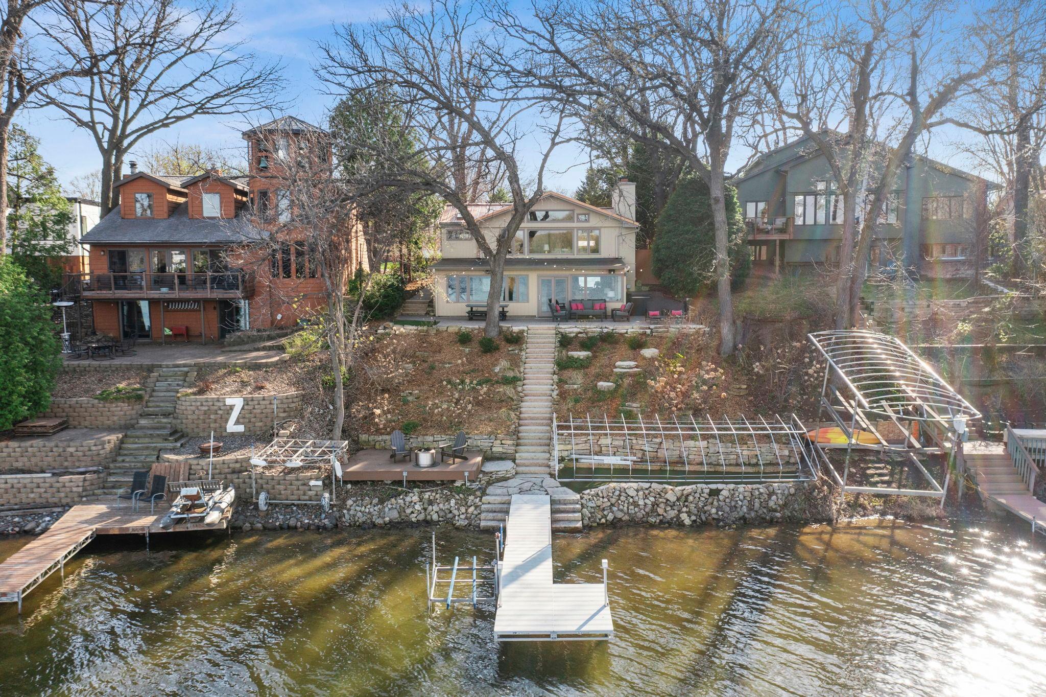 126-web-or-mls-3090 Hamline Ave N-662.jpg