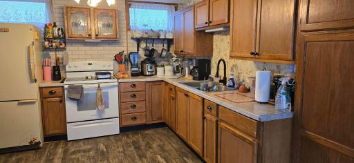 21451 775th Avenue, Albert Lea, MN 56007