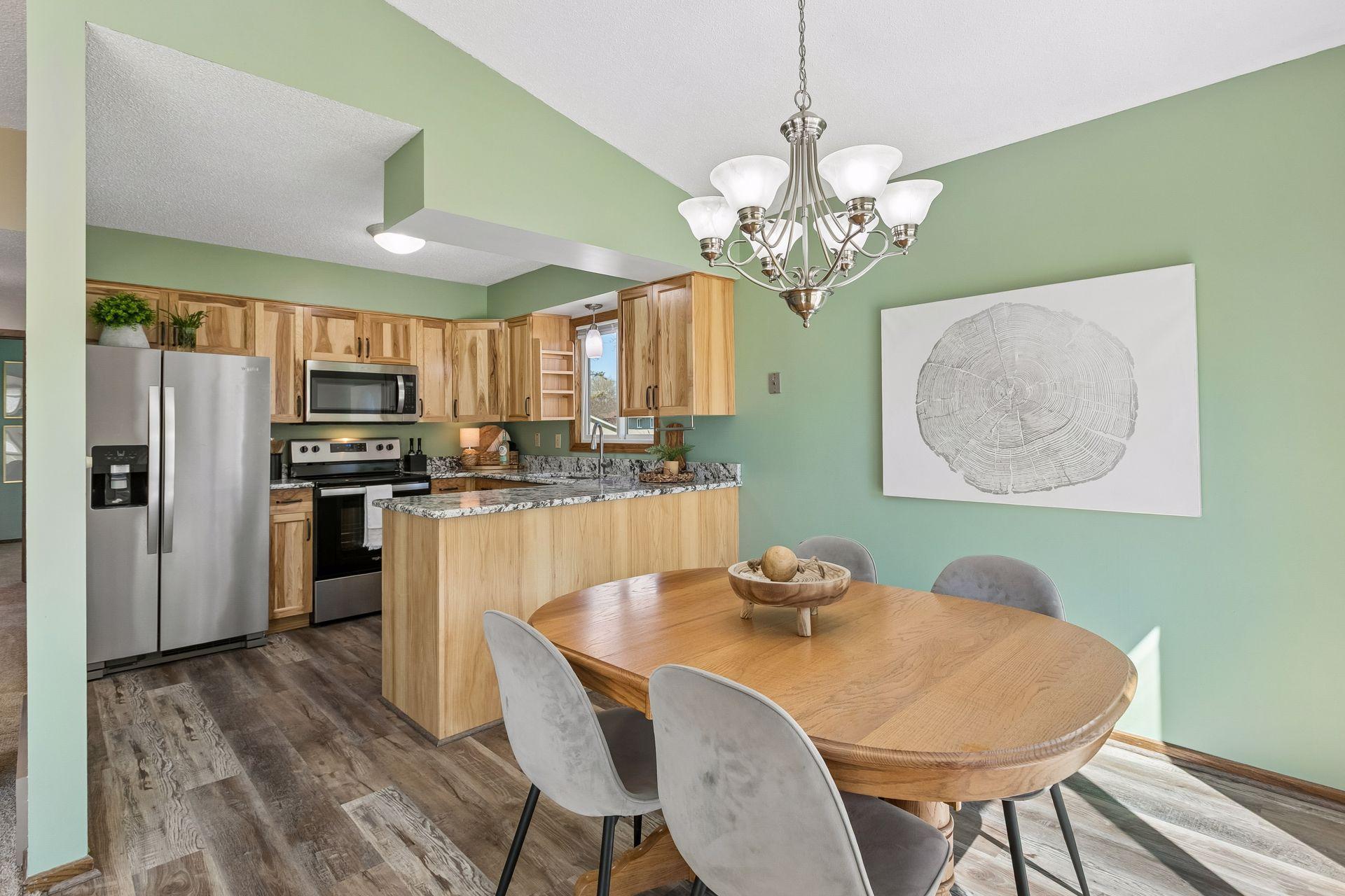 Fresh and Crisp Kitchen