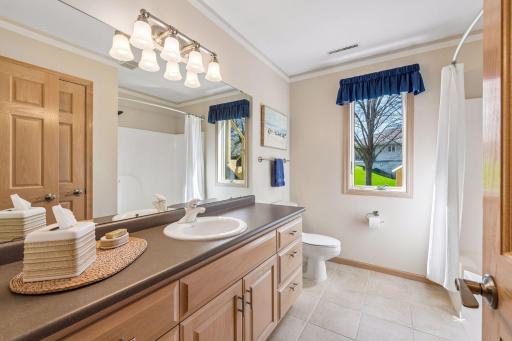 2708 Century Lane NE, Rochester, MN 55906