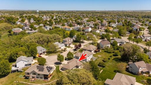 2708 Century Lane NE, Rochester, MN 55906
