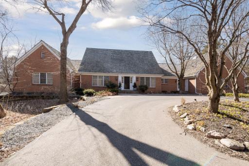 425 Ferndale Road N, Wayzata, MN 55391