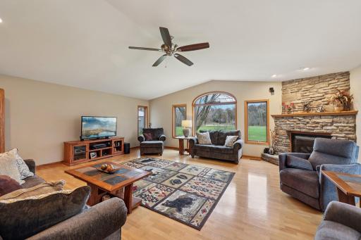 7510 161st Avenue NE, Forest Lake, MN 55025