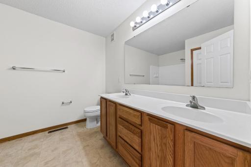 17868 96th Avenue N, Maple Grove, MN 55311