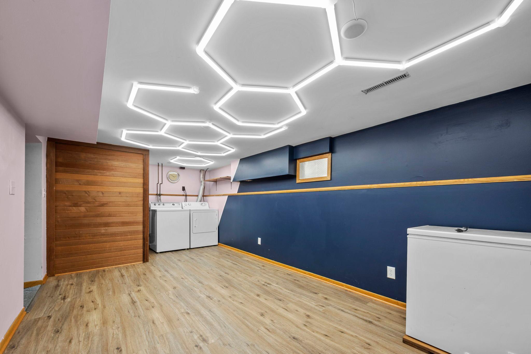 Lower Level Bonus Room