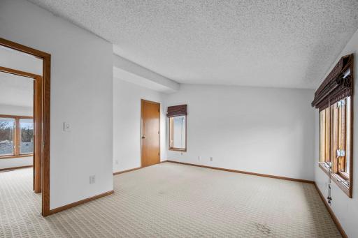 1088 Arundel Street, Saint Paul, MN 55117