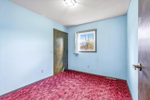 6422 Donnybrook Drive, North Branch, MN 55056