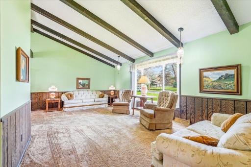 6422 Donnybrook Drive, North Branch, MN 55056