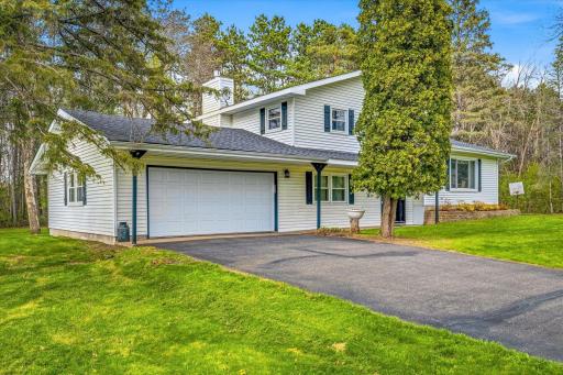 6422 Donnybrook Drive, North Branch, MN 55056
