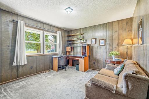6422 Donnybrook Drive, North Branch, MN 55056