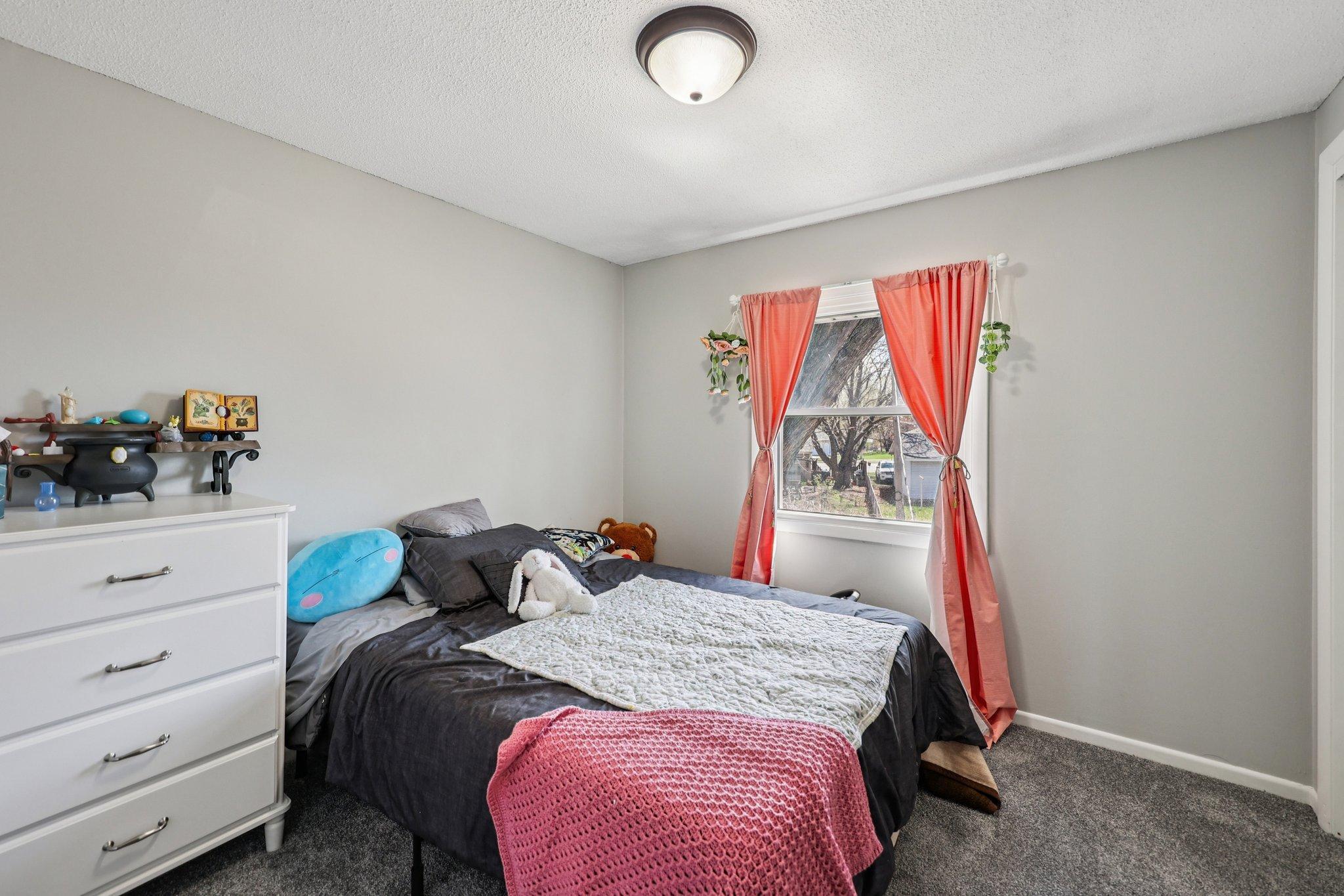 3rd bedroom upstairs