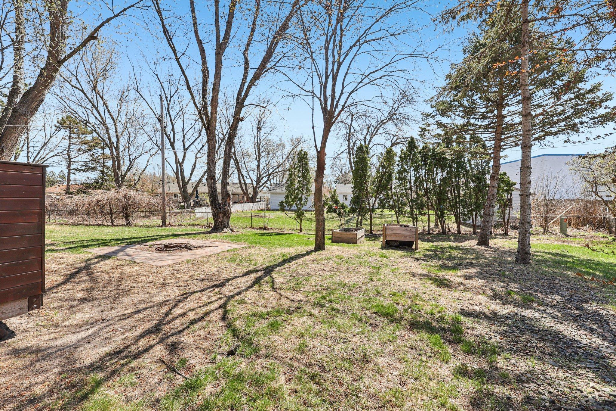 Spacious fully fenced backyard!