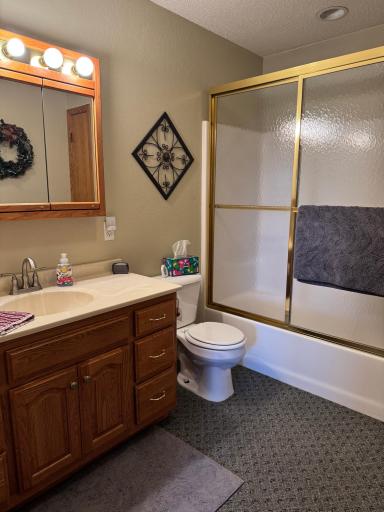 402 Main Avenue, Colgate, ND 58046