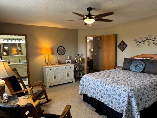 402 Main Avenue, Colgate, ND 58046