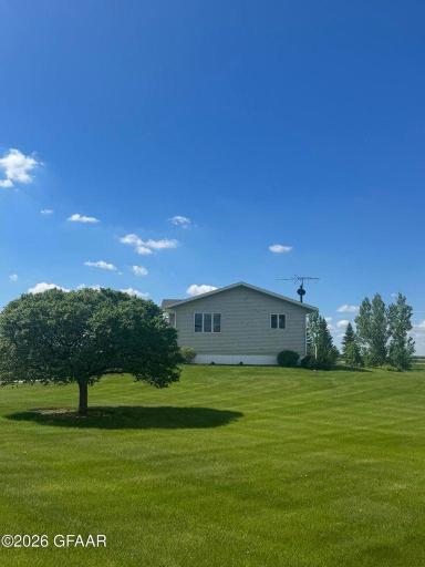 402 Main Avenue, Colgate, ND 58046