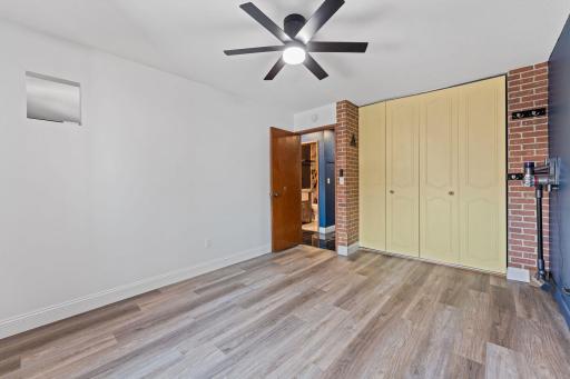 2700 Oxford Street N, 101, Saint Paul, MN 55113