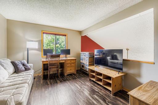 7728 79th St. S - Web Quality - 019 - 26 2nd Floor Family Room.jpg
