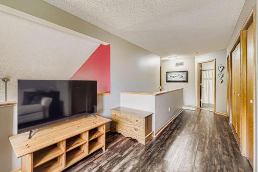 7728 79th St. S - Web Quality - 021 - 28 2nd Floor Family Room.jpg