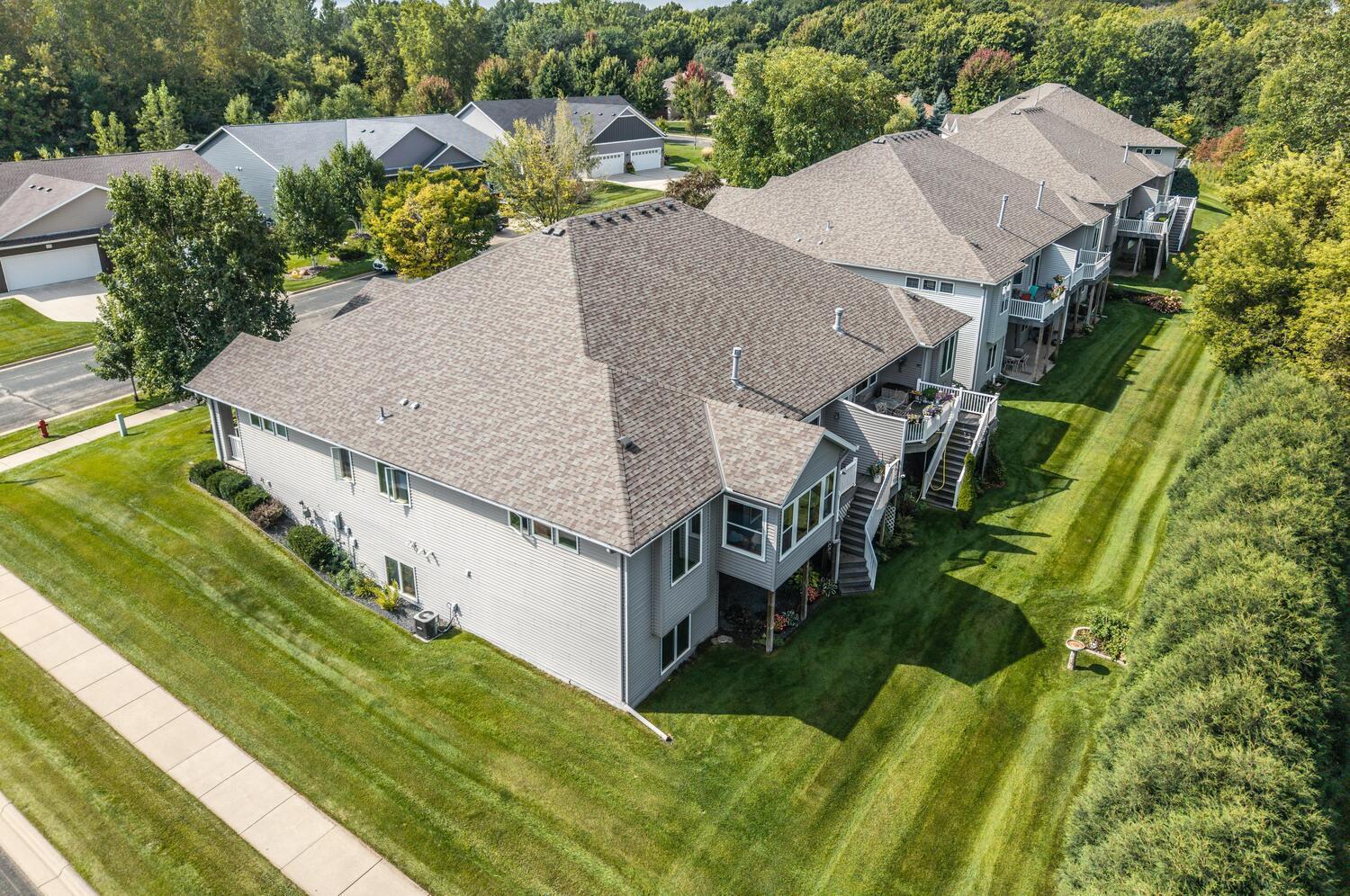 2200 Greenfield Dr W-large-002-046-Back of Home-1500x997-72dpi.jpg