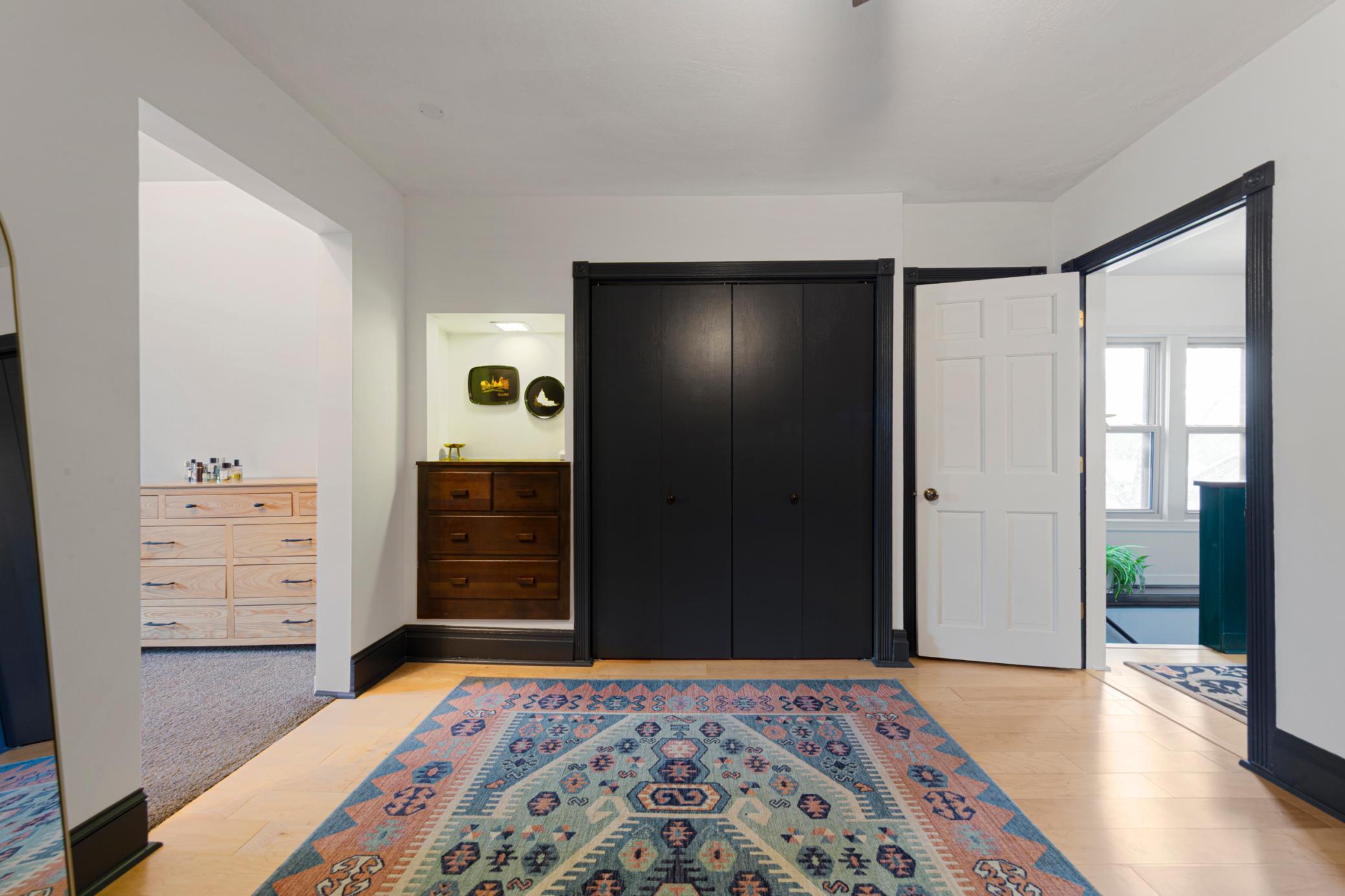 37 office_bonus room.jpg