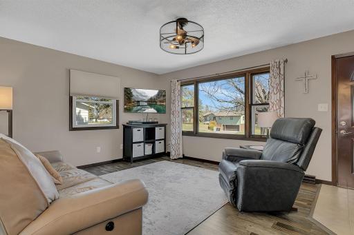 Great natural light in the living room