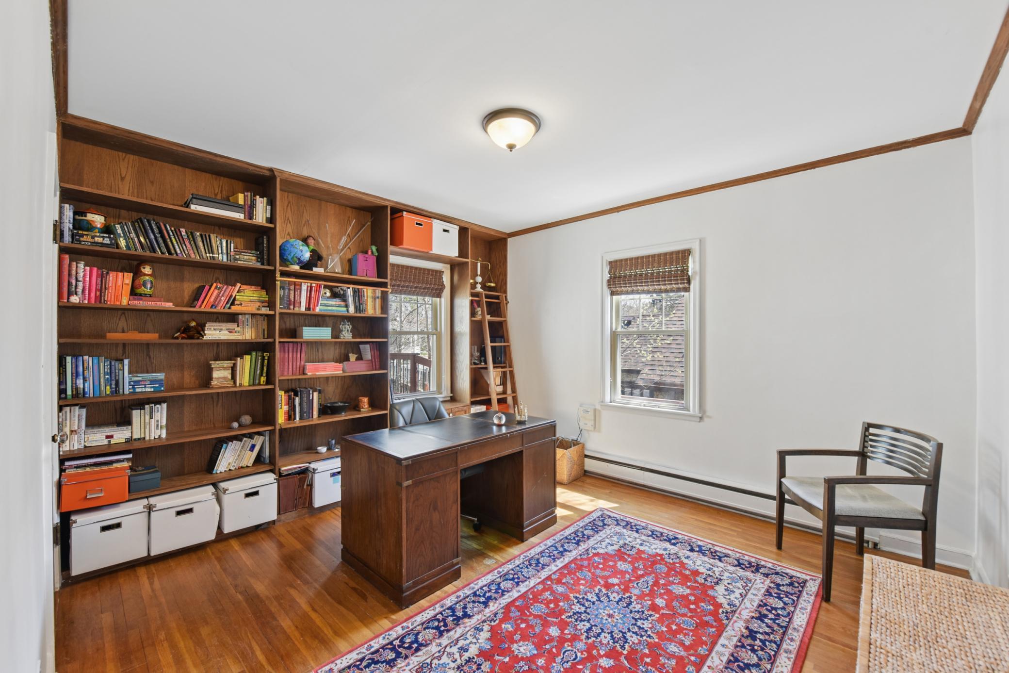 Bedroom/Office