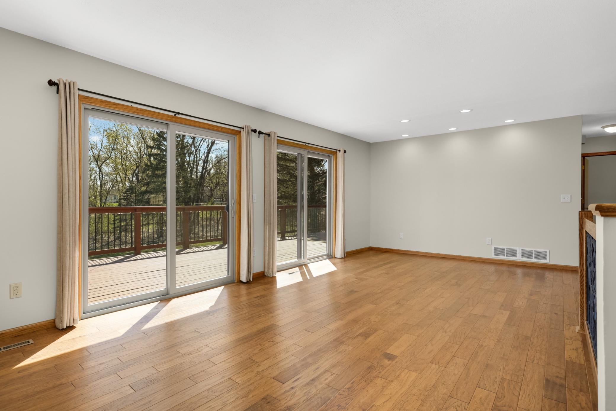 Bring the sunshine in!