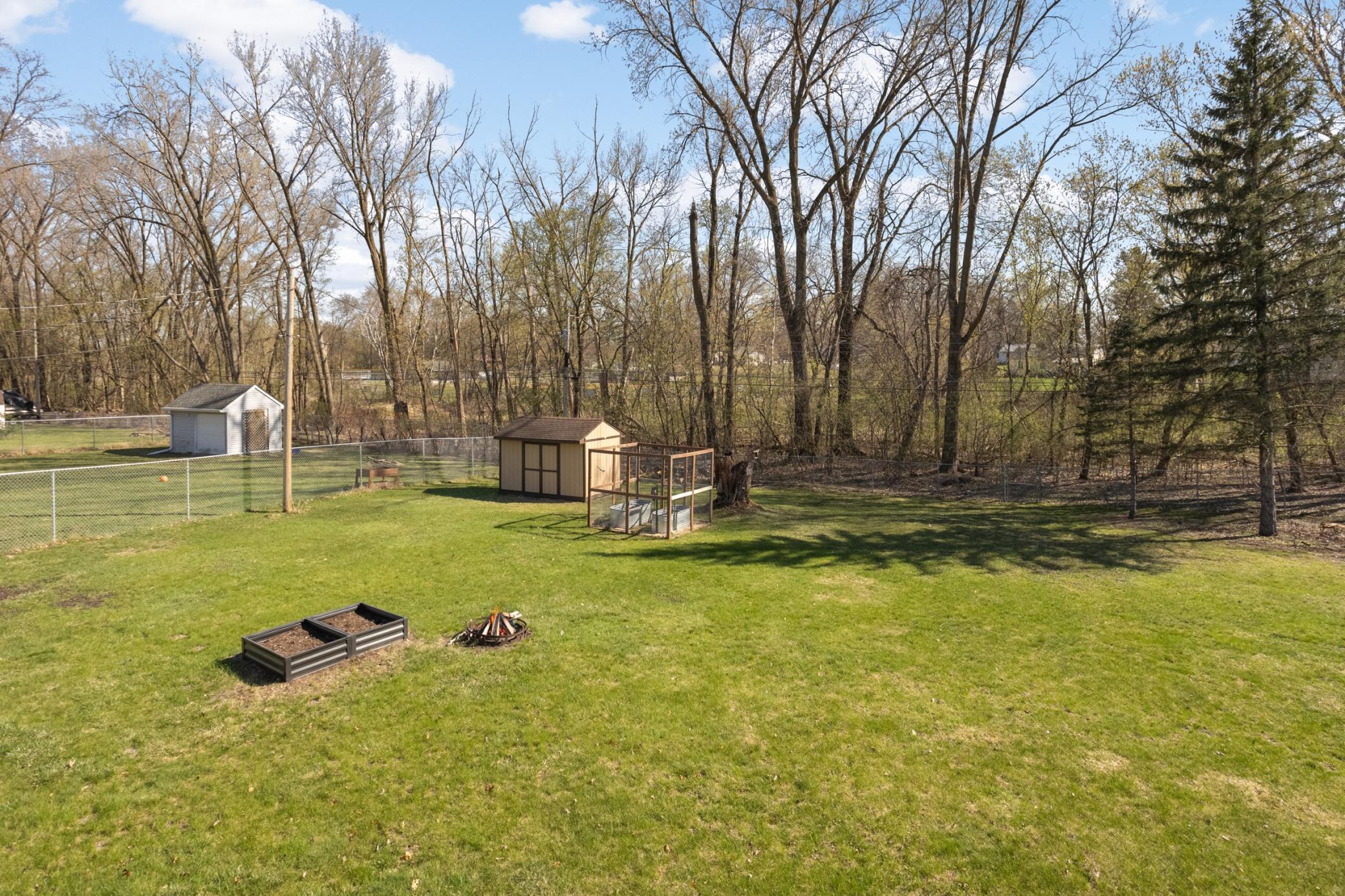 BACK OF YARD DECK PRIVACY