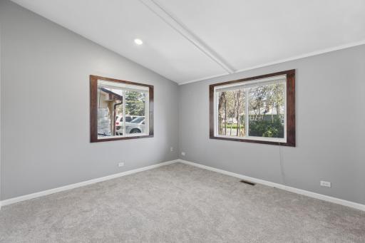 3541 Flag Avenue N, New Hope, MN 55427