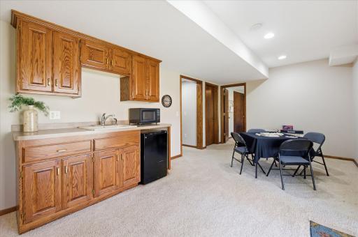 7429 Upper 136th Street W, Saint Paul, MN 55124