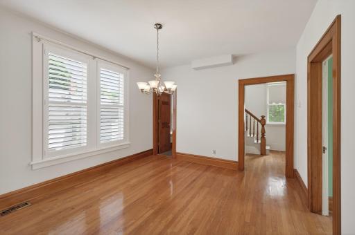 702 4th Street E, Saint Paul, MN 55106