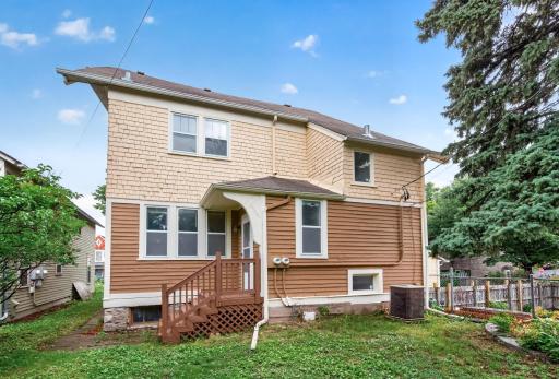 702 4th Street E, Saint Paul, MN 55106