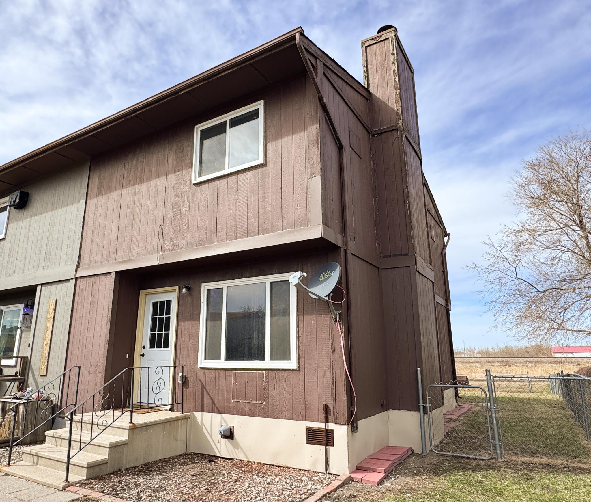 End Unit with No Backyard Neighbors