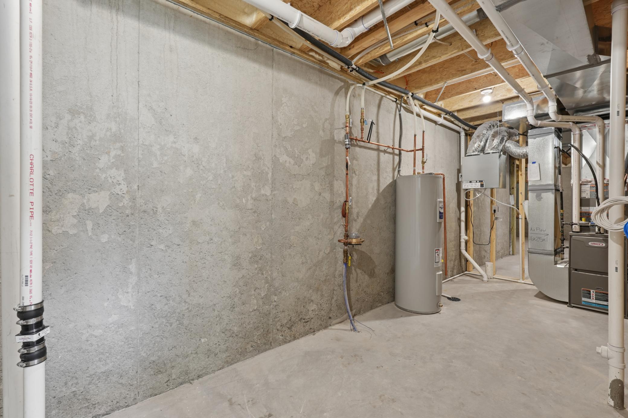 1703 Spruce St 036_6Izw.jpg