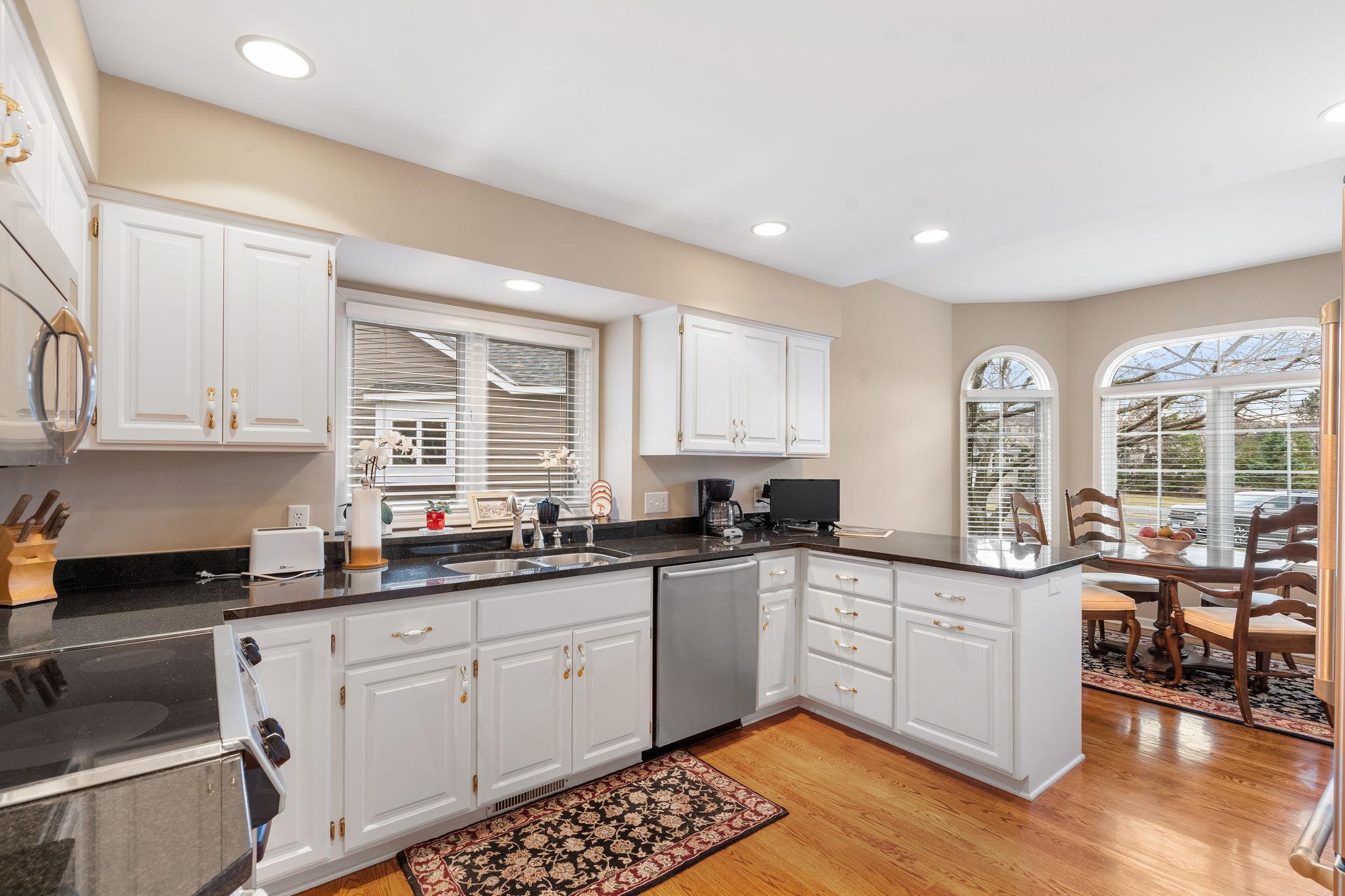 14-web-or-mls-3635 Zanzibar Ln-14.jpg