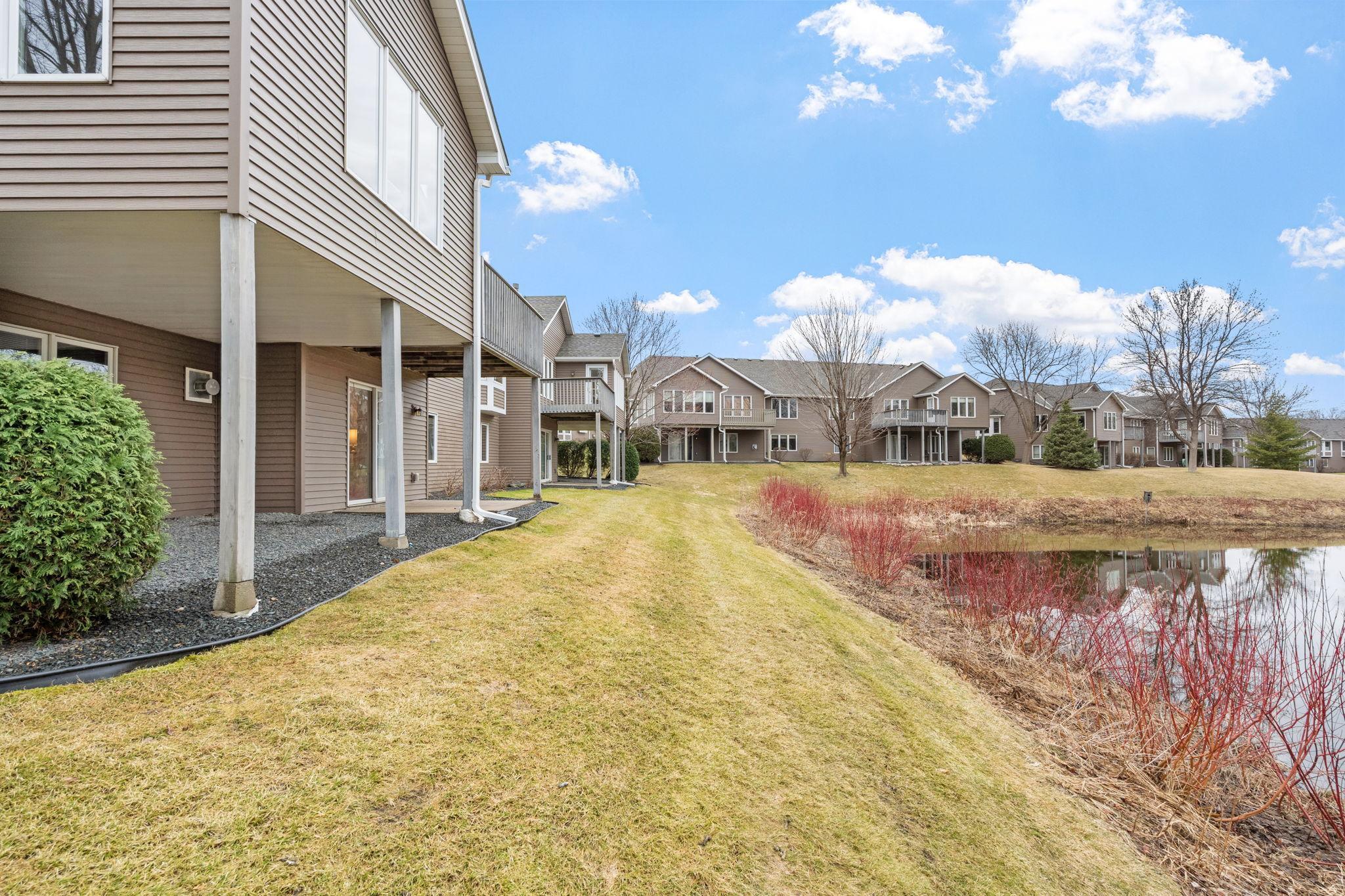 9-web-or-mls-3635 Zanzibar Ln-9.jpg