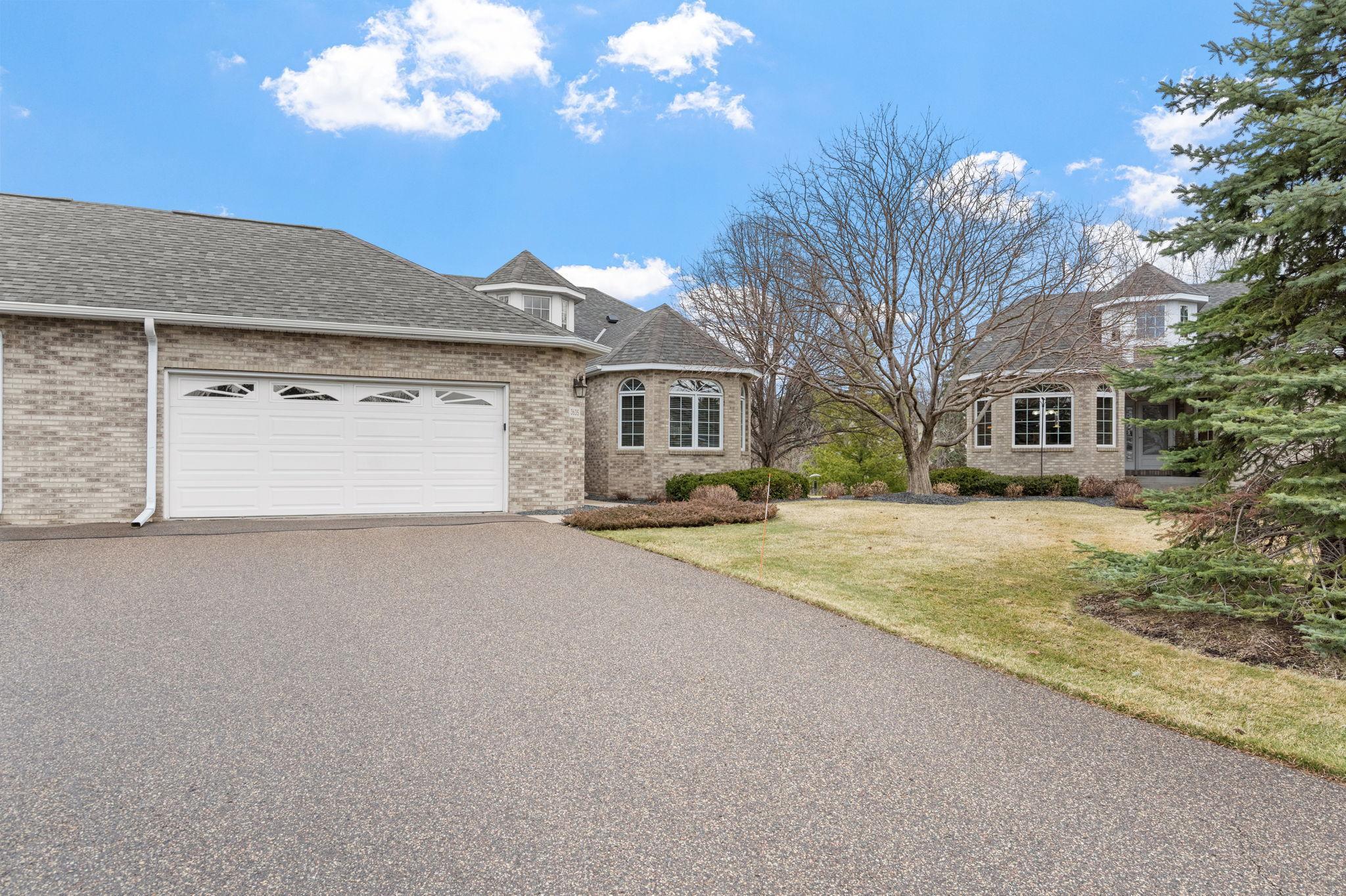 2-web-or-mls-3635 Zanzibar Ln-2.jpg