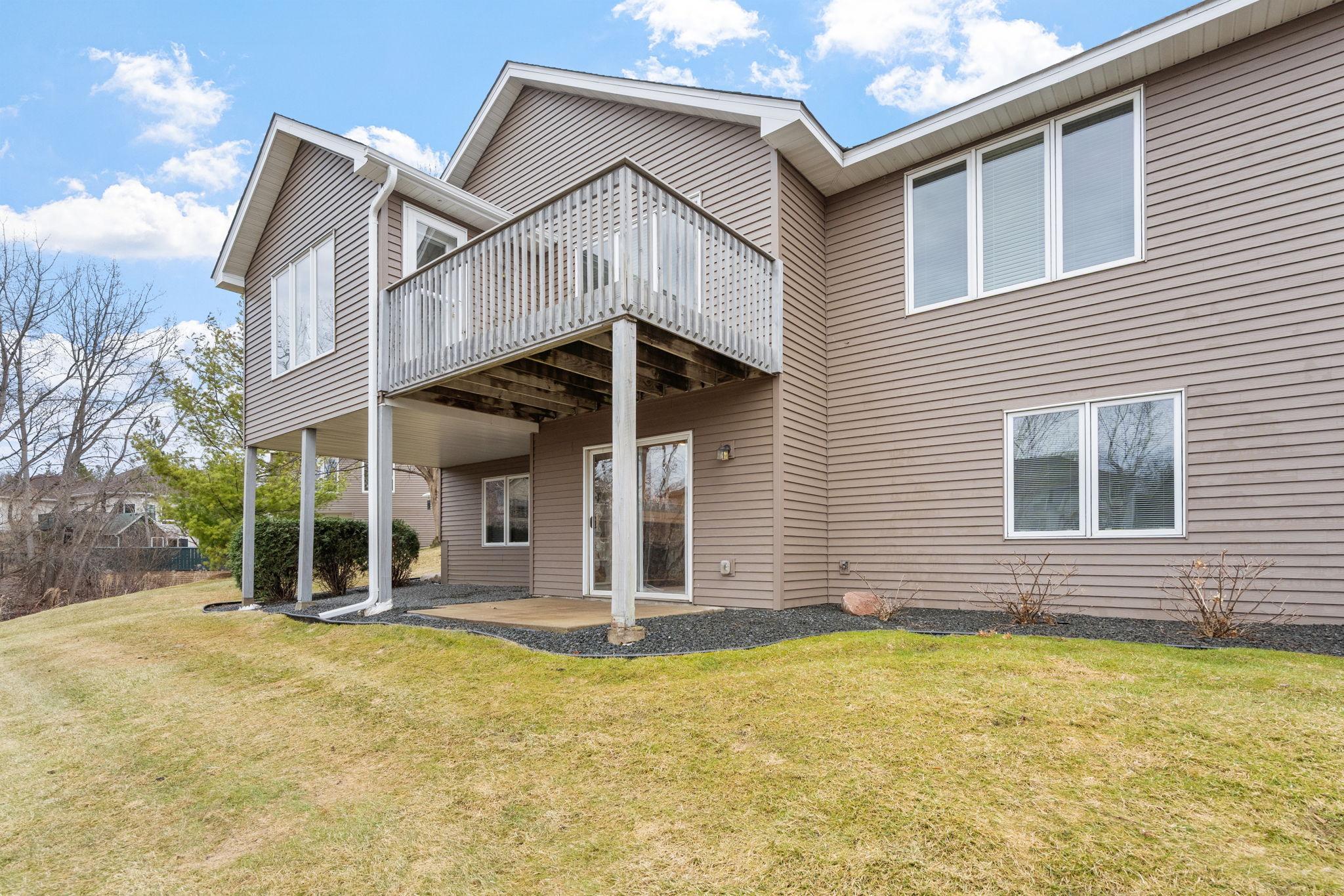 7-web-or-mls-3635 Zanzibar Ln-7.jpg