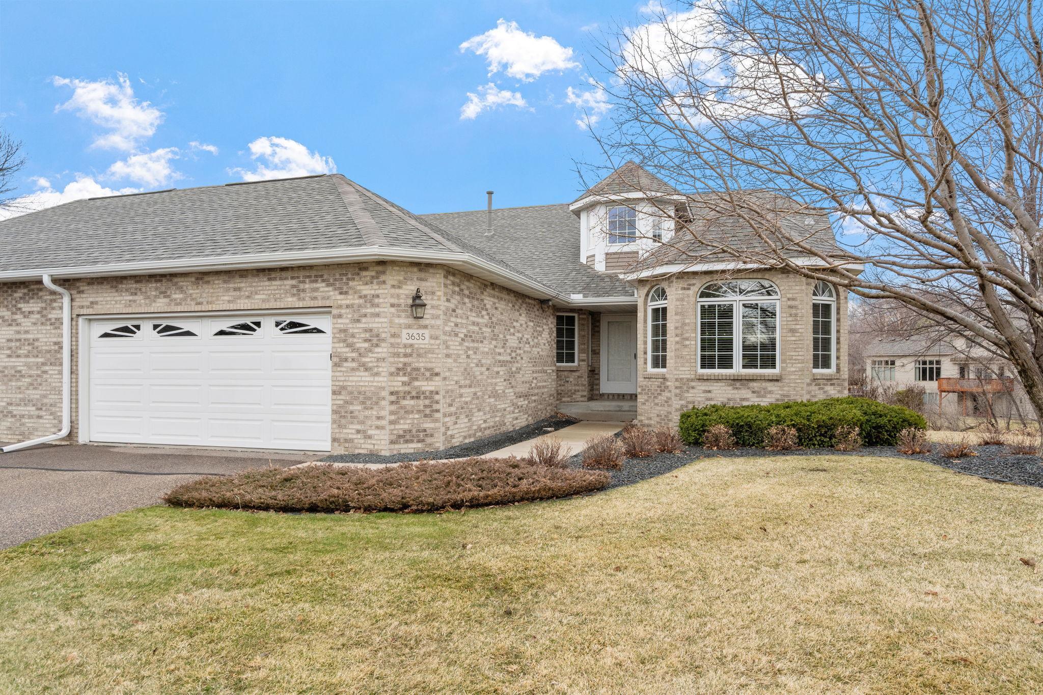 4-web-or-mls-3635 Zanzibar Ln-4.jpg