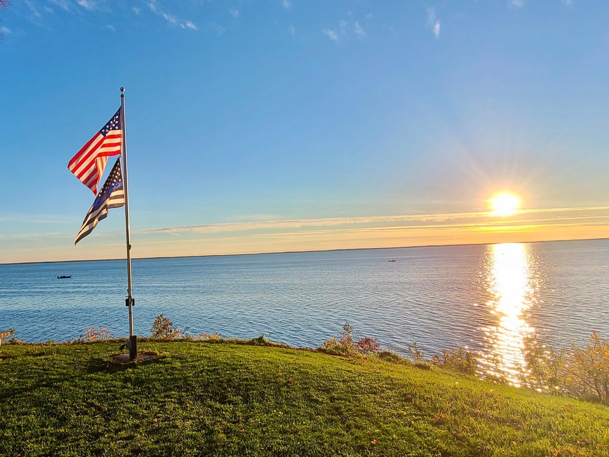 Stunning lake views!