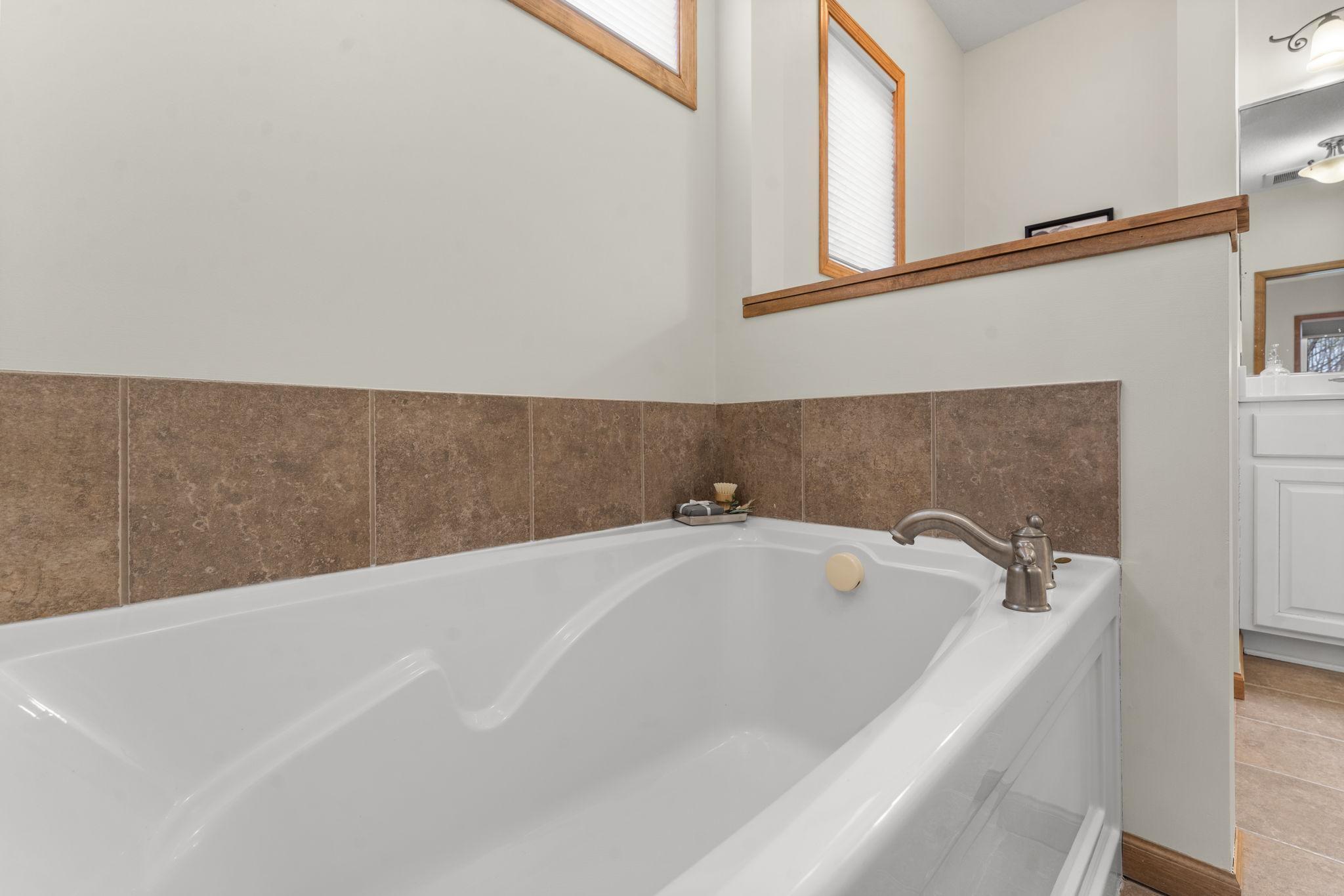 A closer look at the oversized, spa-like soaking tub.
