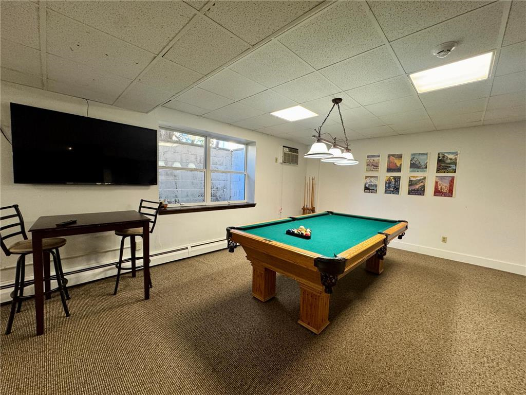pool table.png