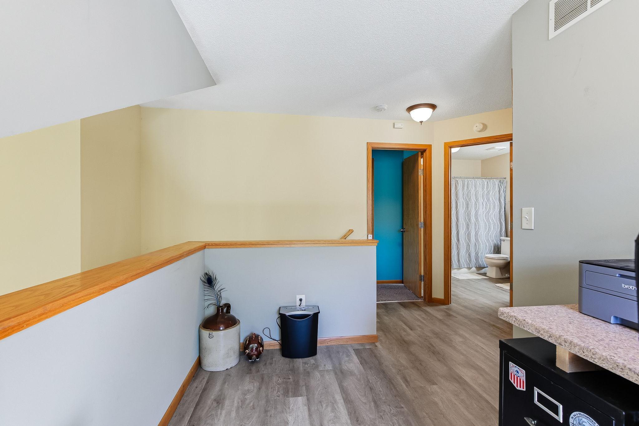 19-web-or-mls-611-85th-Ln-19.jpg